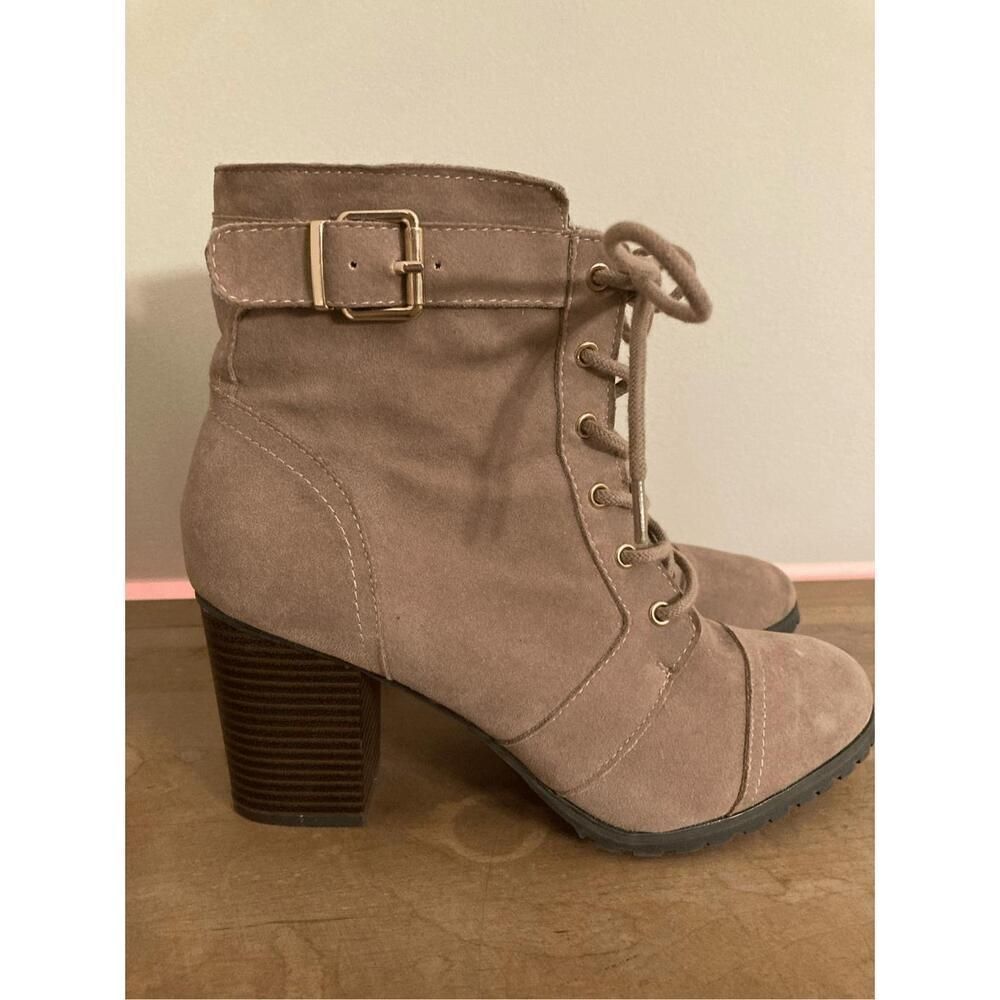 Just Fab 6.5 womens Janey booties boots shoes tan